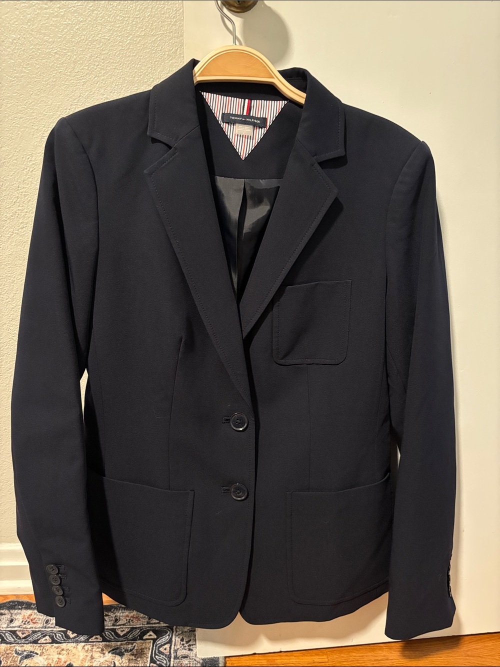 TOMMY HILFIGER Women’s Lightweight Navy Classic Blazer Jacket with Pocket